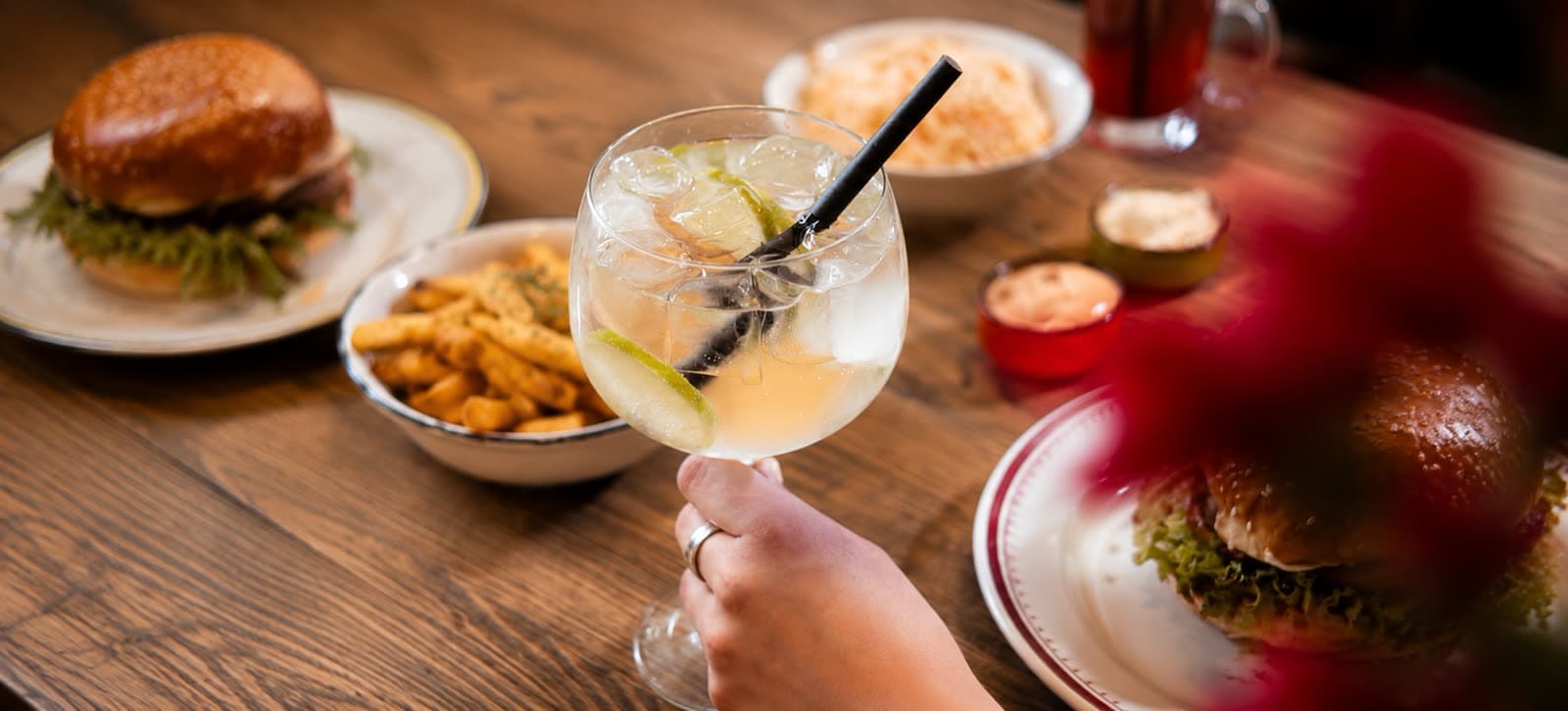 G&T & Koktejly